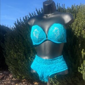 Victoria's Secret "The Lacie" demi strapless bra 32D with XS underwear-brand new